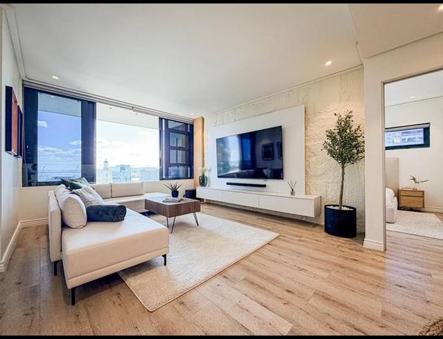 2 BEDROOM APARTMENT FOR SALE IN CAPE TOWN CITY CENTRE